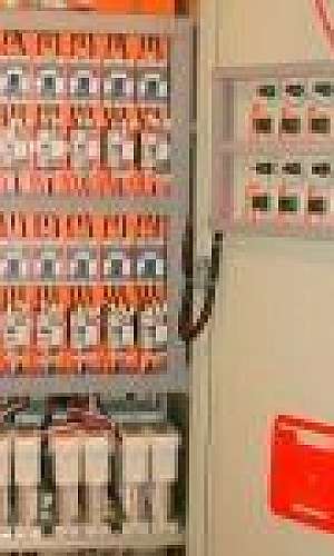 Banco de capacitores industriais Banco de capacitores industriais