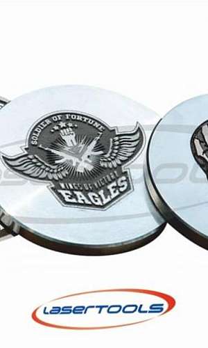 Gravação baixo relevo em aço Gravação baixo relevo em aço