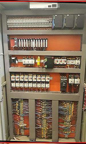 Montagem de quadros elétricos industriais Montagem de quadros elétricos industriais